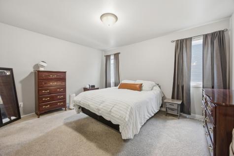 2581 66th Avenue S Fargo ND 58104