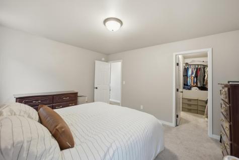 2581 66th Avenue S Fargo ND 58104