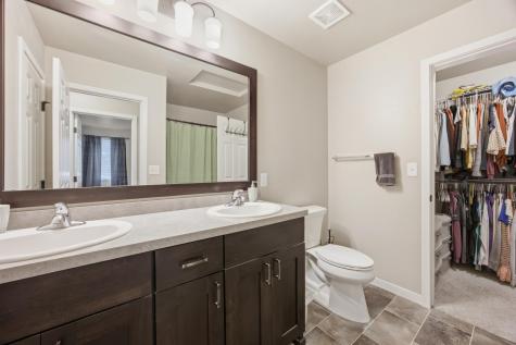2581 66th Avenue S Fargo ND 58104