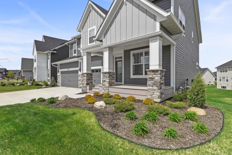 10122 Shadyview Lane N Maple Grove MN 55311