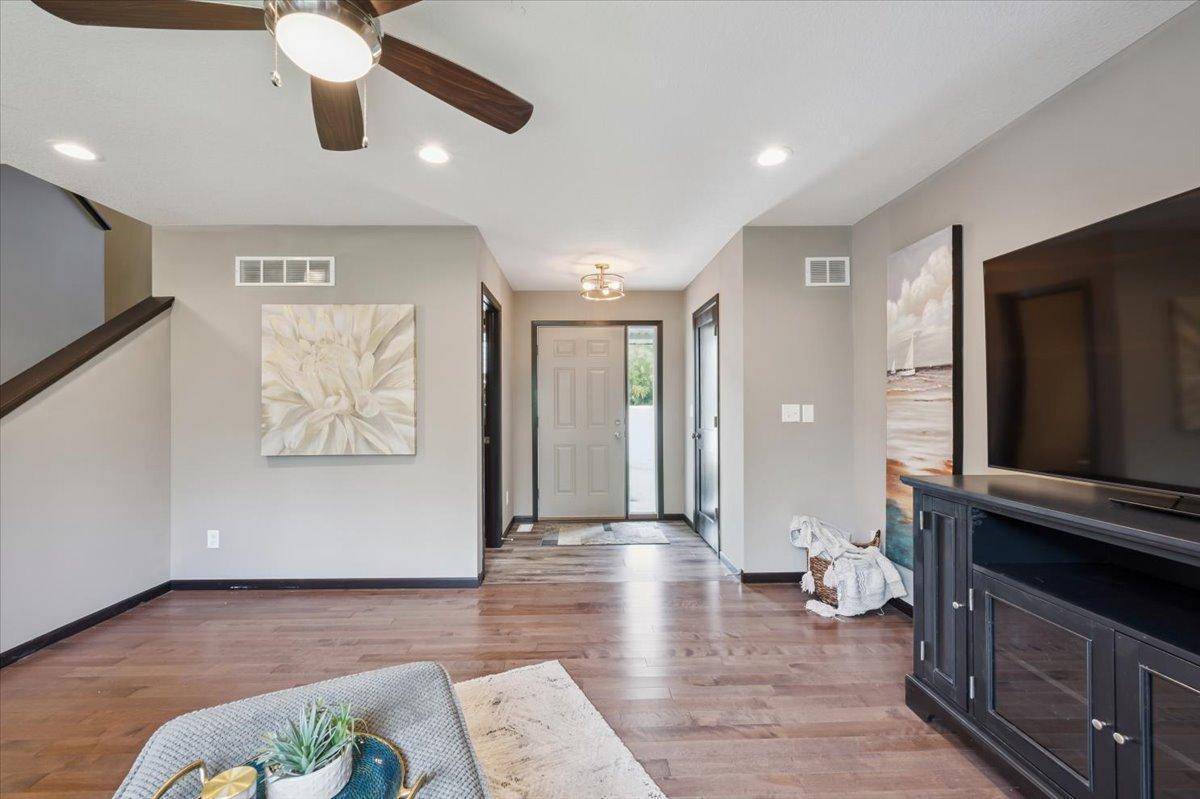 13715 Grafton Court Apple Valley MN 55124