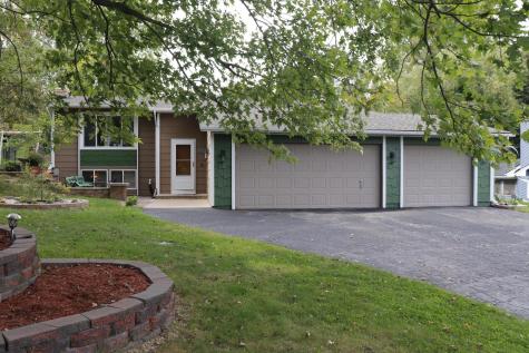 12924 16th Avenue S Burnsville MN 55337