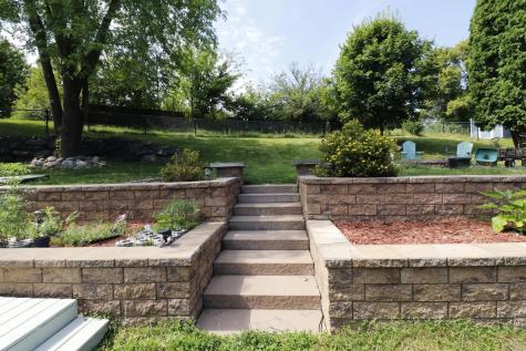 12924 16th Avenue S Burnsville MN 55337