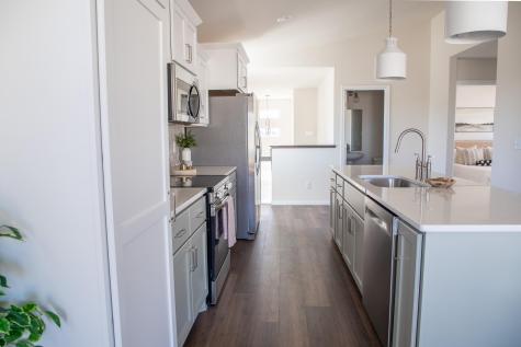 6794 Meadow View Drive S Fargo ND 58104