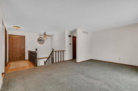 718 2 1/2 Street N Sartell MN 56377