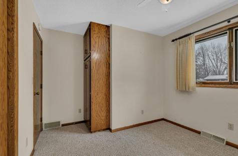 718 2 1/2 Street N Sartell MN 56377