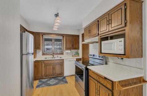 718 2 1/2 Street N Sartell MN 56377