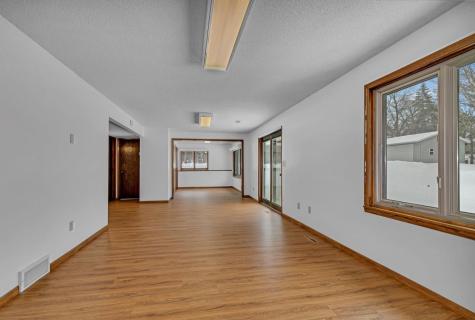 718 2 1/2 Street N Sartell MN 56377