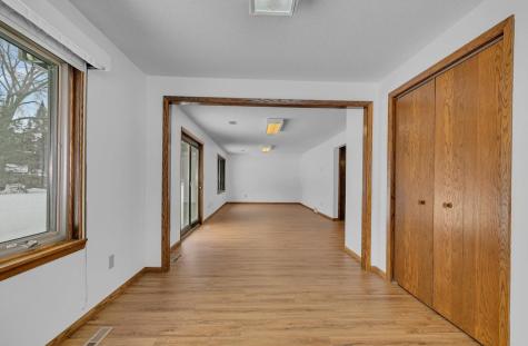 718 2 1/2 Street N Sartell MN 56377