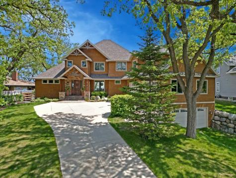 263 Lake Avenue N Spicer MN 56288
