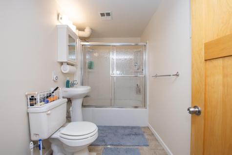 1550 14 1/2 Street S Fargo ND 58103