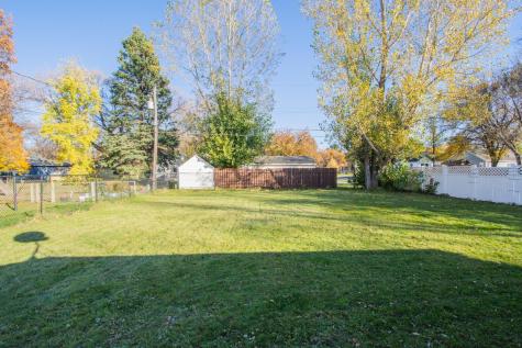 1550 14 1/2 Street S Fargo ND 58103