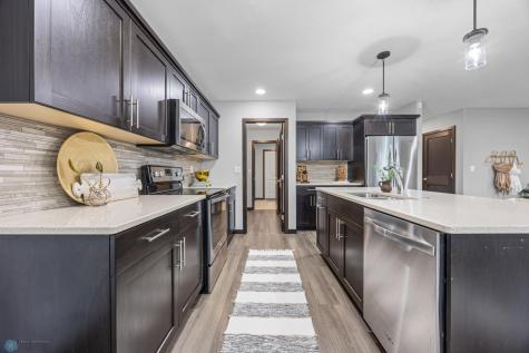 2427 Harbor Lane West Fargo ND 58078