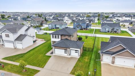 2427 Harbor Lane West Fargo ND 58078