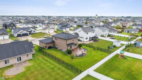 2427 Harbor Lane West Fargo ND 58078