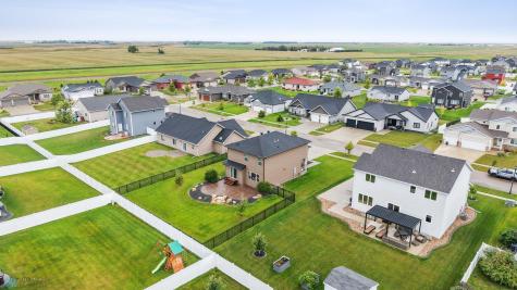 2427 Harbor Lane West Fargo ND 58078