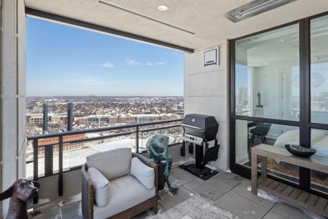 1111 W River Parkway Minneapolis MN 55415