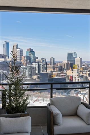 1111 W River Parkway Minneapolis MN 55415