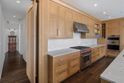 1111 W River Parkway Minneapolis MN 55415