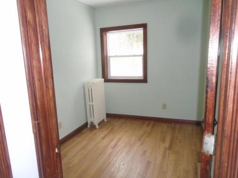 1048 Linwood Avenue Saint Paul MN 55105
