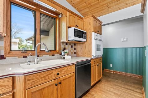 3890 Wells Lake Way Faribault MN 55021