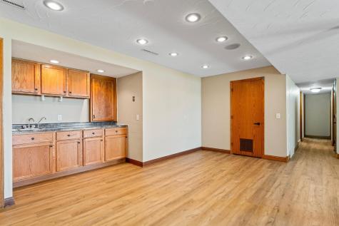 3890 Wells Lake Way Faribault MN 55021