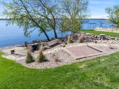 3890 Wells Lake Way Faribault MN 55021