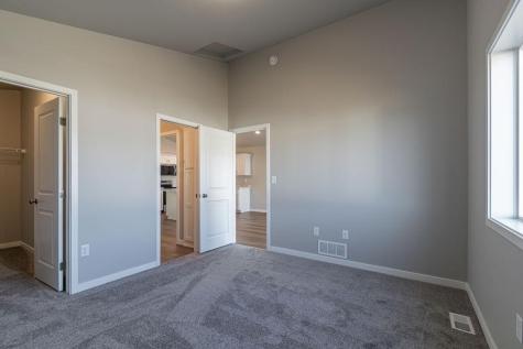 6211 87th Avenue S Horace ND 58047