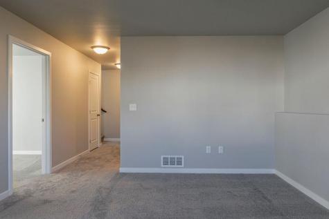 6211 87th Avenue S Horace ND 58047