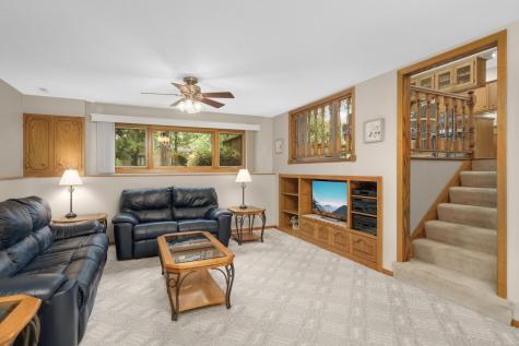 654 Tanglewood Drive Shoreview MN 55126
