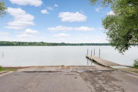 654 Tanglewood Drive Shoreview MN 55126