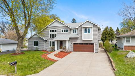 319 Bellwood Avenue Maplewood MN 55117