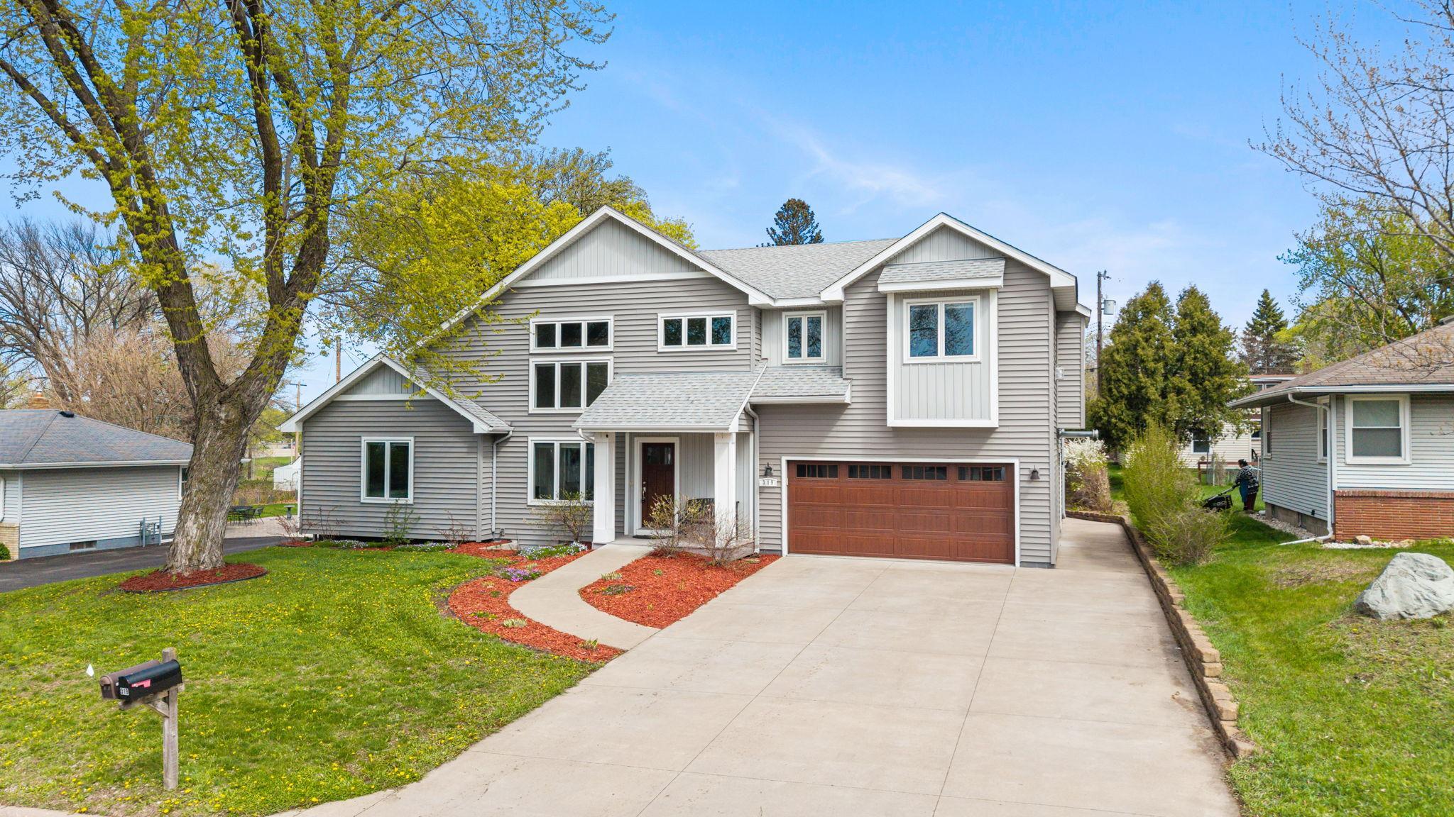 319 Bellwood Avenue Maplewood MN 55117