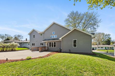 319 Bellwood Avenue Maplewood MN 55117