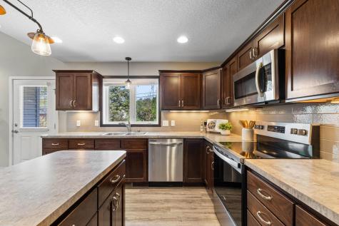 319 Bellwood Avenue Maplewood MN 55117