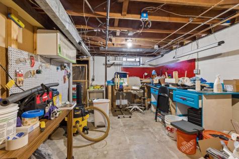 1988 Eldridge Avenue W Roseville MN 55113