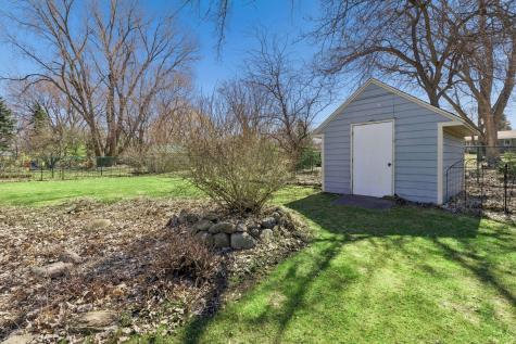 1988 Eldridge Avenue W Roseville MN 55113