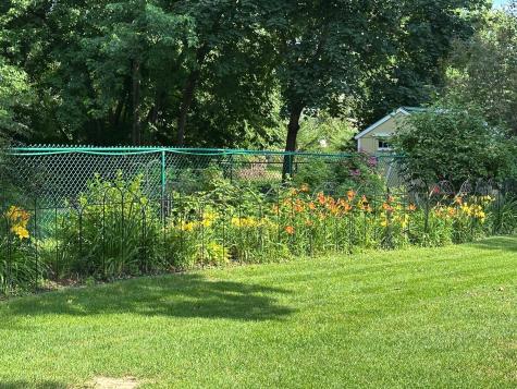 1988 Eldridge Avenue W Roseville MN 55113