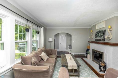 1249 4th Street N Fargo ND 58102