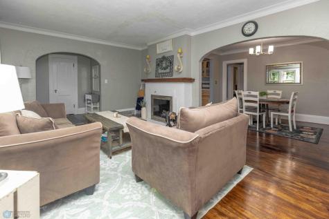 1249 4th Street N Fargo ND 58102
