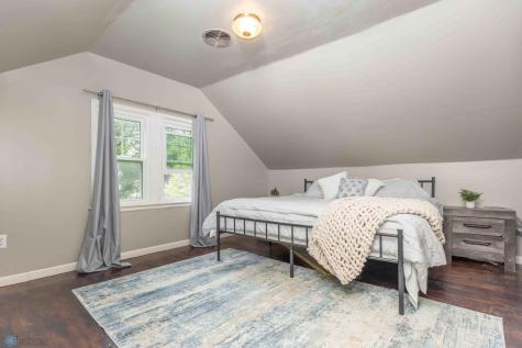 1249 4th Street N Fargo ND 58102