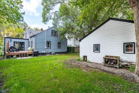 1249 4th Street N Fargo ND 58102