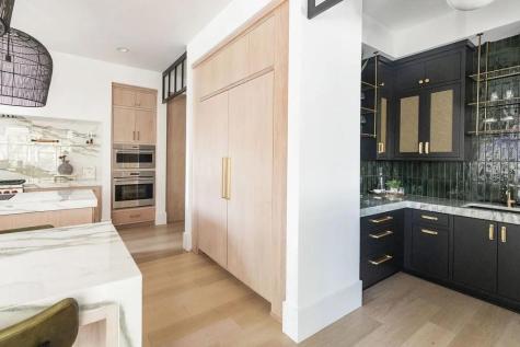 1150 La Salle Street Wayzata MN 55391