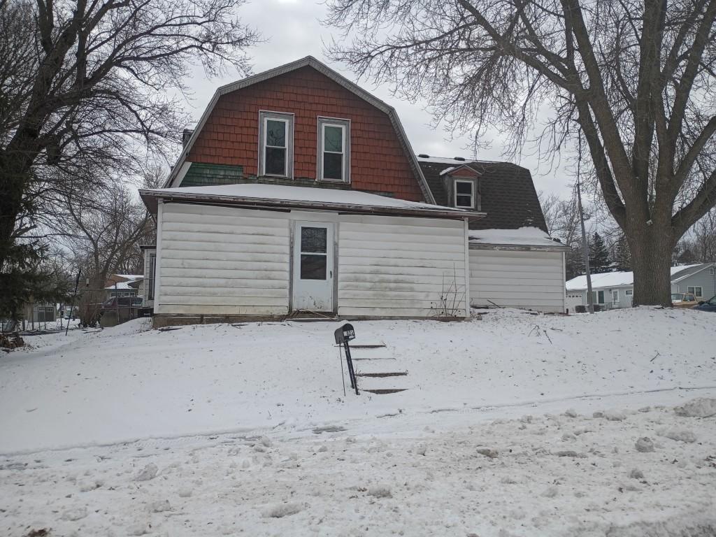 1023 South Street Jackson MN 56143