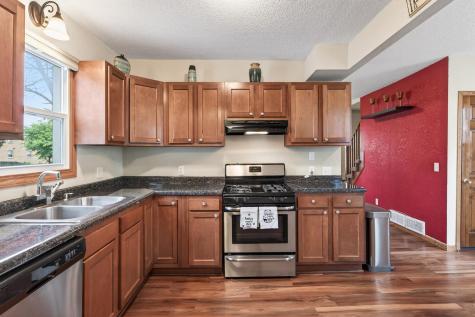 1095 Sims Avenue Saint Paul MN 55106