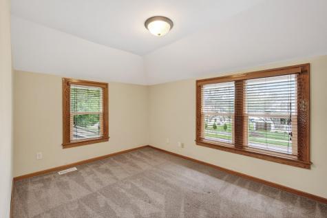 1095 Sims Avenue Saint Paul MN 55106