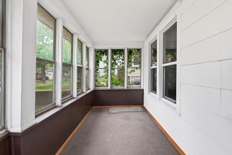 1095 Sims Avenue Saint Paul MN 55106