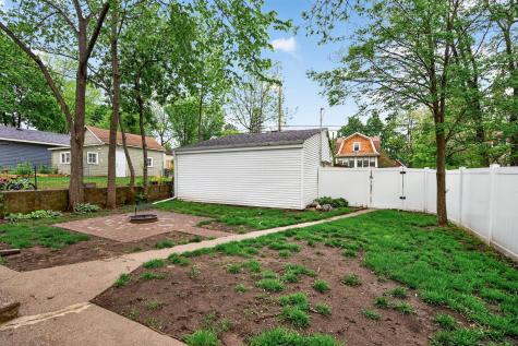 1095 Sims Avenue Saint Paul MN 55106