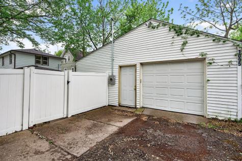 1095 Sims Avenue Saint Paul MN 55106