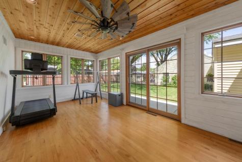 901 Clear Lake Drive Waseca MN 56093